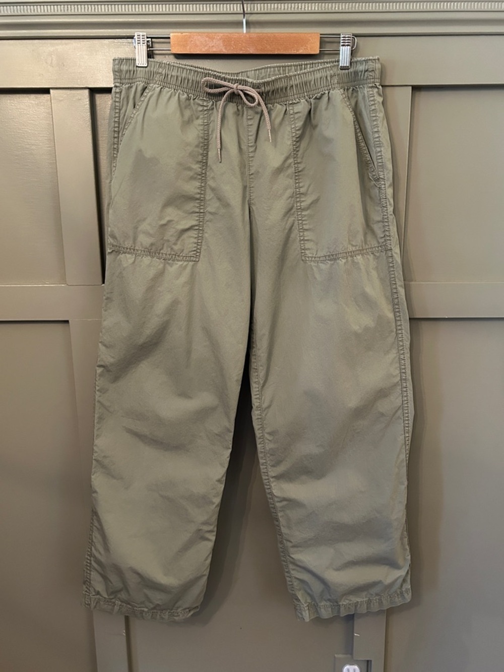 Hanna Andersson Loose Fit Cotton Pants Elastic Waist Pockets Khaki Size Medium